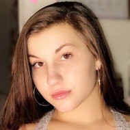 Karly Mathias, 27 (Instagram Star)