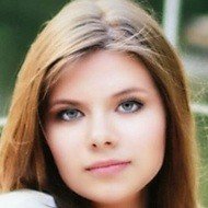 Karoline Rhett, 25 (Country Singer)