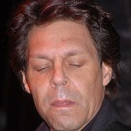 Kasim Sulton, 68 (Rocksänger)