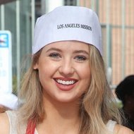 Kassandra Clementi, 32 (TV-Schauspielerin)