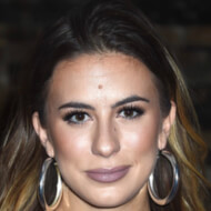 Kassi Ashton, 31 (流行歌手)