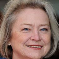 Kate Adie, 78 (Locutor de Radio)