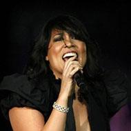 Kate Ceberano, 57 (流行歌手)
