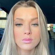 Katerina Carney, 24 (TikTok Star)