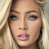 Katerina Rozmajzl, 28 (Instagram Star)