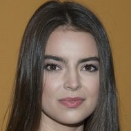 Katherine Hughes, 28 (Atriz de cinema)