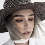 Katherine Ivon, 30 (Blogger)