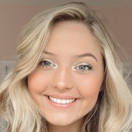 Katie Henninger, 21 (TikTok明星)