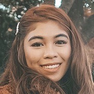 Katt Valdez, 31 (Blogger)