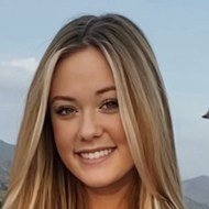 Kayla Bandow, 19 (TikTok Star)