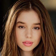 Kayla Divenere, 20 (TV Actress)