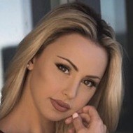 Kayla Wilde, 29 (现实之星)