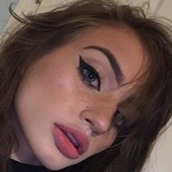 Kaziah, 23 (Instagram Star)