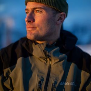 KC Deane, 39 (滑雪者)