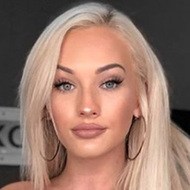 Kelli Scott, 32 (Instagram-ster)