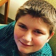 Kelly Jones, 20 (YouTube明星)