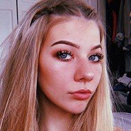 Kelsey Pope, 23 (TikTok Star)