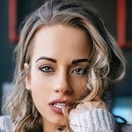 Kelsey Pumel, 35 (TikTok明星)