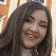 Kelsey Rose Kassab, 24 (流行歌手)