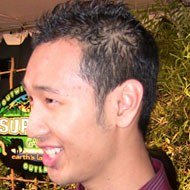 Ken Hoang, 38 (eSports Player)