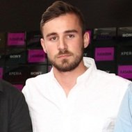 Ken Wyeth, 30 (Pianista)