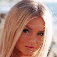 Kendel Chelberg, 28 (Estrella de Instagram)