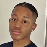 Kentravion, 22 (Instagram Star)