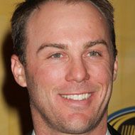 Kevin Harvick, 48 (赛车手)