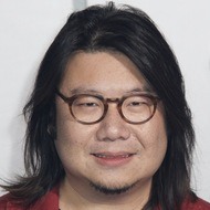 Kevin Kwan, 51 (Novelista)