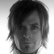 Kevin Max, 56 (Cantante de Rock)
