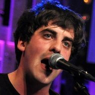 Kieran Shudall, 38 (Chanteur de rock)