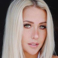 Kiki Passo, 26 (Instagram Star)