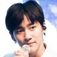 Kim Ji-hun, 29 (Pop Singer)