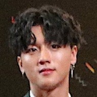 Kim Young-bin, 30 (Pop Singer)