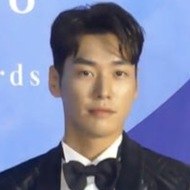 Kim Young-kwang, 37 (TV Actor)