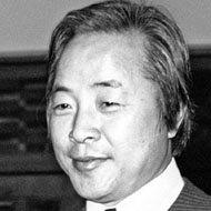 Kim Young-sam (1927 - 2015) (World Leader)