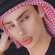 King Luxy, 25 (Instagram Star)