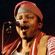 King Sunny Ade, 77 (流行歌手)