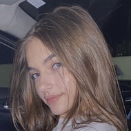 Kinsley Wyatt, 23 (TikTok明星)