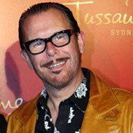 Kirk Pengilly, 65 (Гитарист)