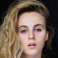Kirsten Baumberger, 26 (Modèle)