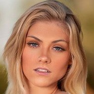 Kiyarafay, 22 (TikTok明星)