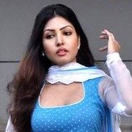 Komal Jha, 38 (Movie Actress)