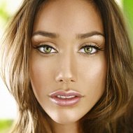 Korrina Rico, 33 (电影女演员)