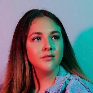 Kova, 26 (Cantante pop)