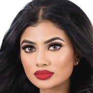 Krishni, 28 (Makeup Artist)