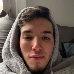 Krispel, 25 (R&B Singer)