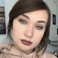 Krista Cheese, 28 (Instagram明星)