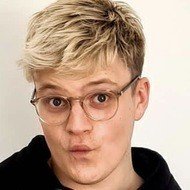 Kristian Kulmbach, 28 (YouTuber)