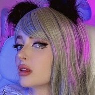 Kristin Vitt, 27 (TikTok Star)